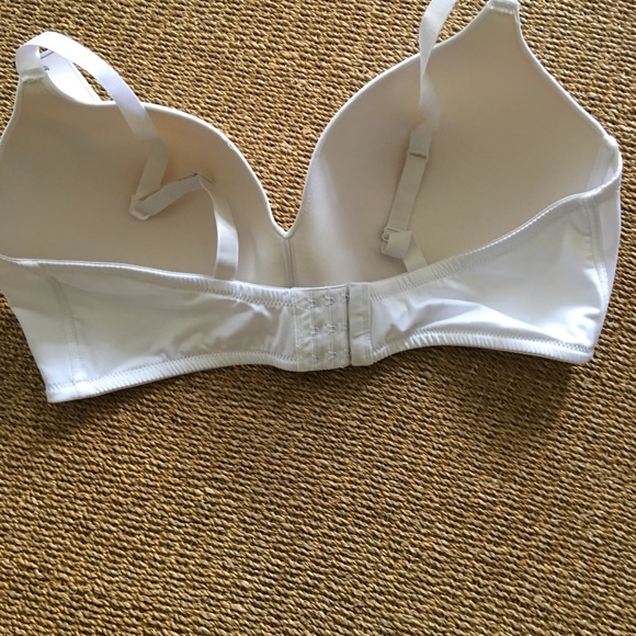 Bra - Picture 3 of 3